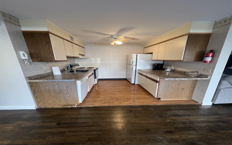 5204 Mountain View Manor Drive, Morgantown, West Virginia 26501, 2 Bedrooms Bedrooms, 5 Rooms Rooms,1 BathroomBathrooms,Single Family Attached,For Sale,Mountain View Manor,10163830