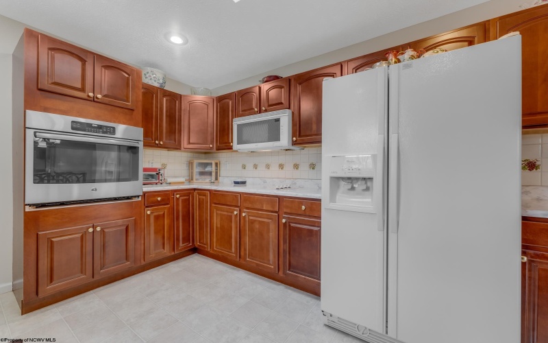 1010 Ashton Drive, Morgantown, West Virginia 26508, 3 Bedrooms Bedrooms, 8 Rooms Rooms,3 BathroomsBathrooms,Single Family Detached,For Sale,Ashton,10163832