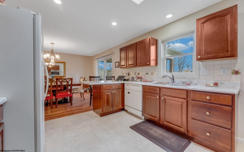 1010 Ashton Drive, Morgantown, West Virginia 26508, 3 Bedrooms Bedrooms, 8 Rooms Rooms,3 BathroomsBathrooms,Single Family Detached,For Sale,Ashton,10163832