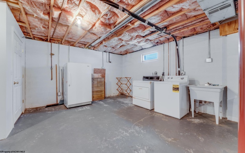 1010 Ashton Drive, Morgantown, West Virginia 26508, 3 Bedrooms Bedrooms, 8 Rooms Rooms,3 BathroomsBathrooms,Single Family Detached,For Sale,Ashton,10163832