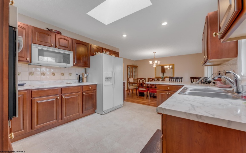 1010 Ashton Drive, Morgantown, West Virginia 26508, 3 Bedrooms Bedrooms, 8 Rooms Rooms,3 BathroomsBathrooms,Single Family Detached,For Sale,Ashton,10163832