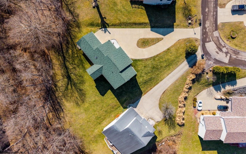 1010 Ashton Drive, Morgantown, West Virginia 26508, 3 Bedrooms Bedrooms, 8 Rooms Rooms,3 BathroomsBathrooms,Single Family Detached,For Sale,Ashton,10163832