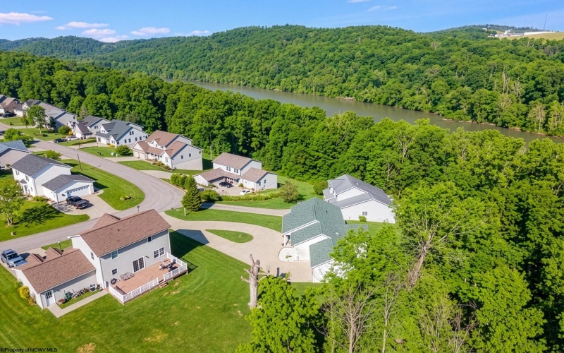 1010 Ashton Drive, Morgantown, West Virginia 26508, 3 Bedrooms Bedrooms, 8 Rooms Rooms,3 BathroomsBathrooms,Single Family Detached,For Sale,Ashton,10163832