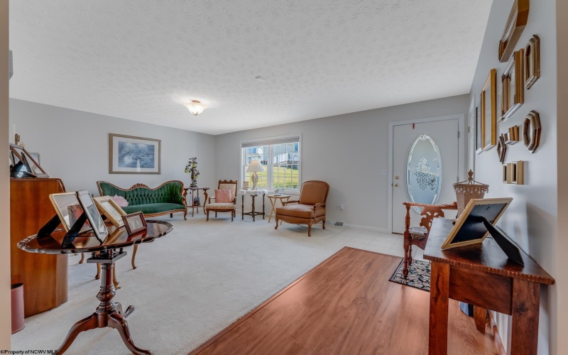 1010 Ashton Drive, Morgantown, West Virginia 26508, 3 Bedrooms Bedrooms, 8 Rooms Rooms,3 BathroomsBathrooms,Single Family Detached,For Sale,Ashton,10163832