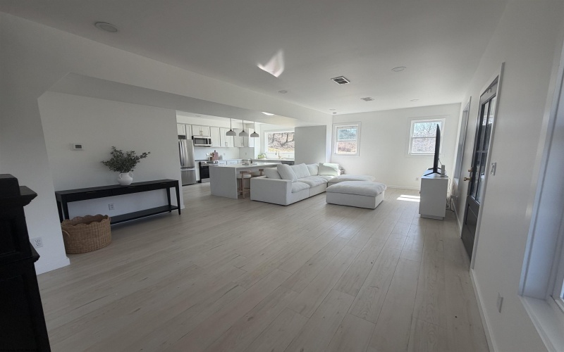 1217 Pleasant Valley Road, Fairmont, West Virginia 26554, 3 Bedrooms Bedrooms, 8 Rooms Rooms,2 BathroomsBathrooms,Single Family Detached,For Sale,Pleasant Valley,10163838