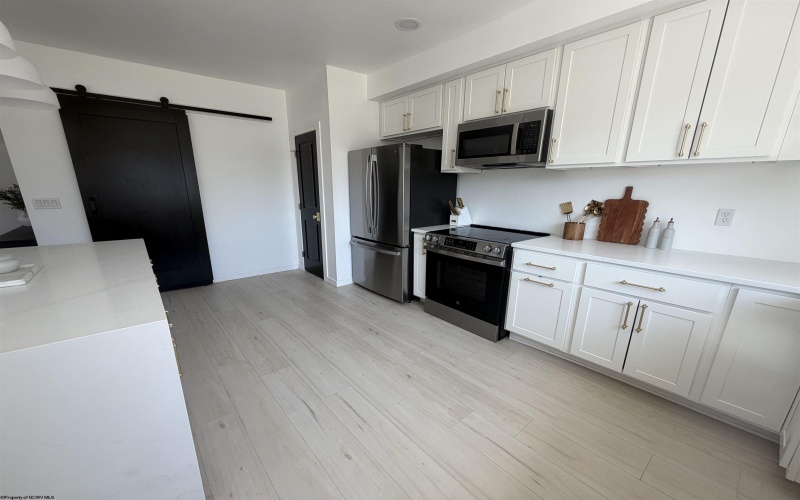 1217 Pleasant Valley Road, Fairmont, West Virginia 26554, 3 Bedrooms Bedrooms, 8 Rooms Rooms,2 BathroomsBathrooms,Single Family Detached,For Sale,Pleasant Valley,10163838