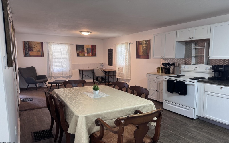 1605 18th Street, Clarksburg, West Virginia 26301, 4 Bedrooms Bedrooms, 7 Rooms Rooms,1 BathroomBathrooms,Single Family Detached,For Sale,18th,10163837 1605 18th Street, Clarksburg, West Virginia 26301, 4 Bedrooms Bedrooms, 7 Rooms Rooms,1 BathroomBathrooms,Single Family Detached,For Sale,18th,10163837