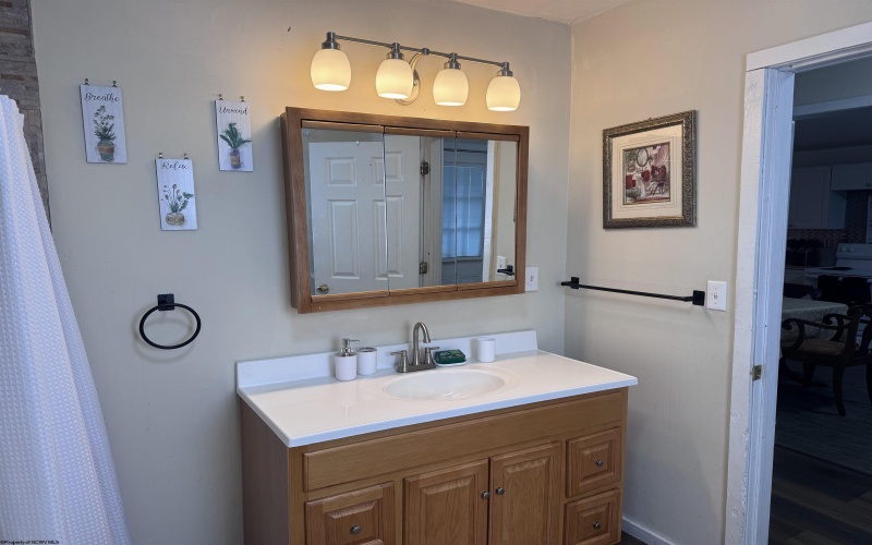 1605 18th Street, Clarksburg, West Virginia 26301, 4 Bedrooms Bedrooms, 7 Rooms Rooms,1 BathroomBathrooms,Single Family Detached,For Sale,18th,10163837 1605 18th Street, Clarksburg, West Virginia 26301, 4 Bedrooms Bedrooms, 7 Rooms Rooms,1 BathroomBathrooms,Single Family Detached,For Sale,18th,10163837