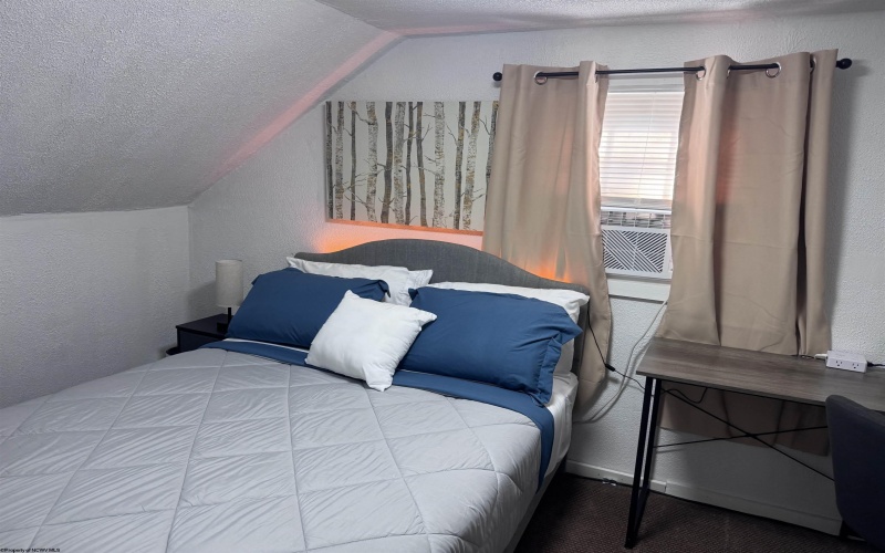 1605 18th Street, Clarksburg, West Virginia 26301, 4 Bedrooms Bedrooms, 7 Rooms Rooms,1 BathroomBathrooms,Single Family Detached,For Sale,18th,10163837 1605 18th Street, Clarksburg, West Virginia 26301, 4 Bedrooms Bedrooms, 7 Rooms Rooms,1 BathroomBathrooms,Single Family Detached,For Sale,18th,10163837