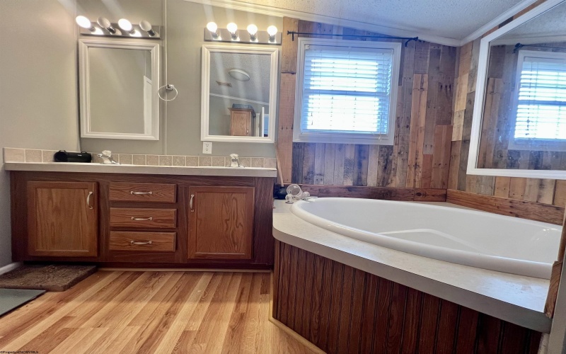 132 Douglas Way, Belington, West Virginia 26250, 3 Bedrooms Bedrooms, 7 Rooms Rooms,2 BathroomsBathrooms,Single Family Detached,For Sale,Douglas,10163835