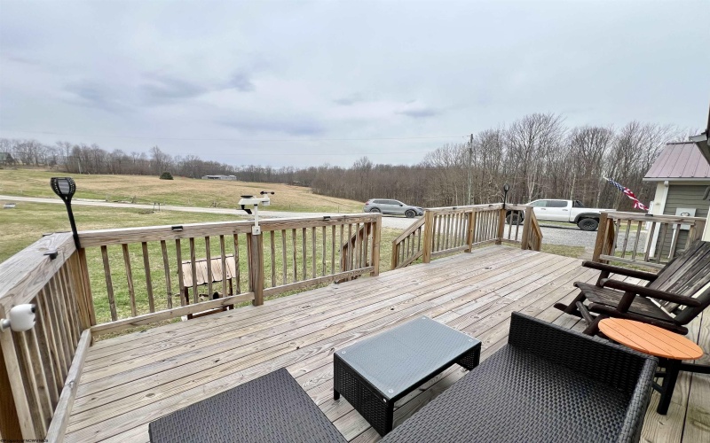 132 Douglas Way, Belington, West Virginia 26250, 3 Bedrooms Bedrooms, 7 Rooms Rooms,2 BathroomsBathrooms,Single Family Detached,For Sale,Douglas,10163835