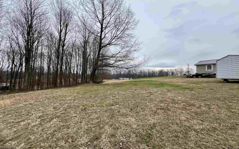 132 Douglas Way, Belington, West Virginia 26250, 3 Bedrooms Bedrooms, 7 Rooms Rooms,2 BathroomsBathrooms,Single Family Detached,For Sale,Douglas,10163835