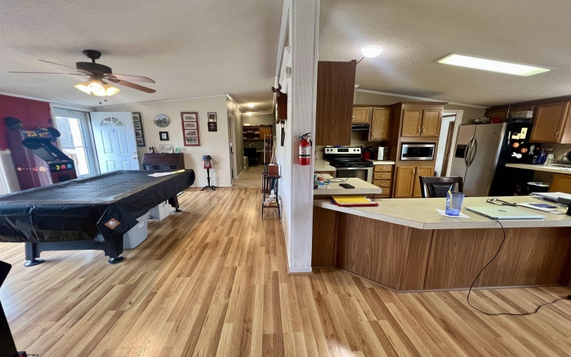 132 Douglas Way, Belington, West Virginia 26250, 3 Bedrooms Bedrooms, 7 Rooms Rooms,2 BathroomsBathrooms,Single Family Detached,For Sale,Douglas,10163835