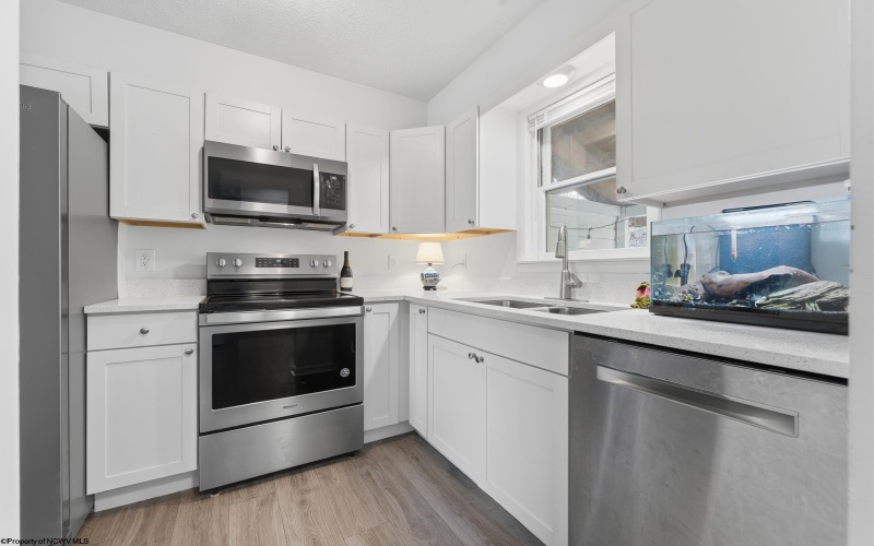 1697 Van Voorhis Road, Morgantown, West Virginia 26508, 2 Bedrooms Bedrooms, 4 Rooms Rooms,1 BathroomBathrooms,Single Family Attached,For Sale,Van Voorhis,10163839