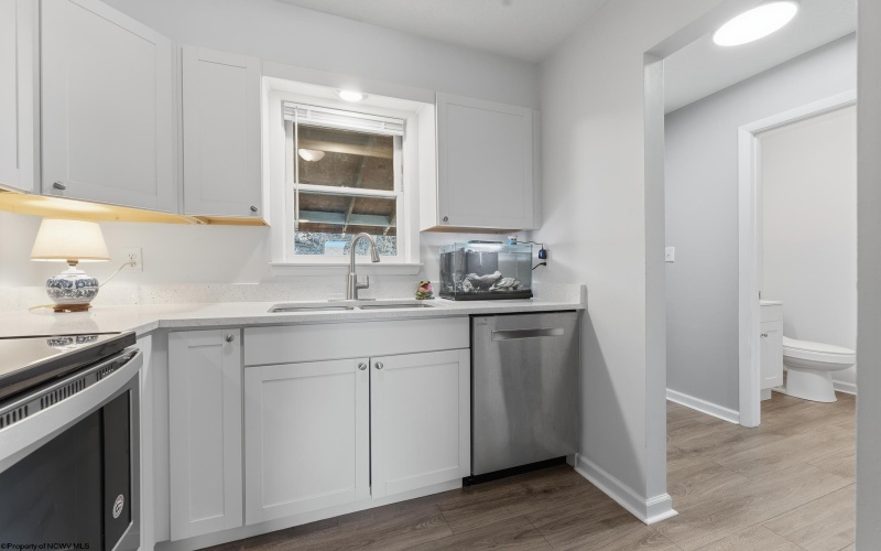 1697 Van Voorhis Road, Morgantown, West Virginia 26508, 2 Bedrooms Bedrooms, 4 Rooms Rooms,1 BathroomBathrooms,Single Family Attached,For Sale,Van Voorhis,10163839