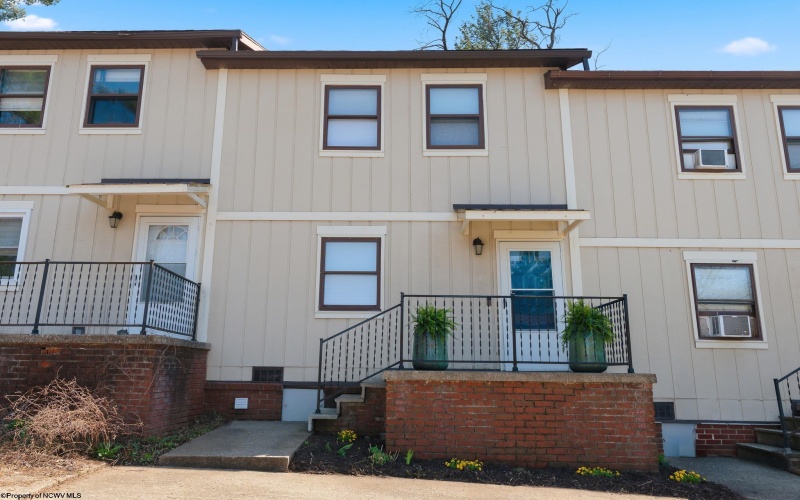 1697 Van Voorhis Road, Morgantown, West Virginia 26508, 2 Bedrooms Bedrooms, 4 Rooms Rooms,1 BathroomBathrooms,Single Family Attached,For Sale,Van Voorhis,10163839