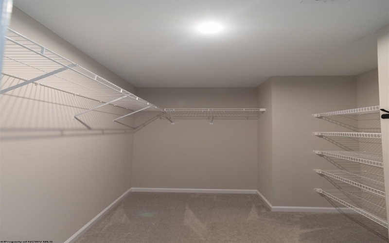 23 Dover Court, Bridgeport, West Virginia 26330, 3 Bedrooms Bedrooms, 6 Rooms Rooms,3 BathroomsBathrooms,Residential Rentals,For Rent,Dover,10163843