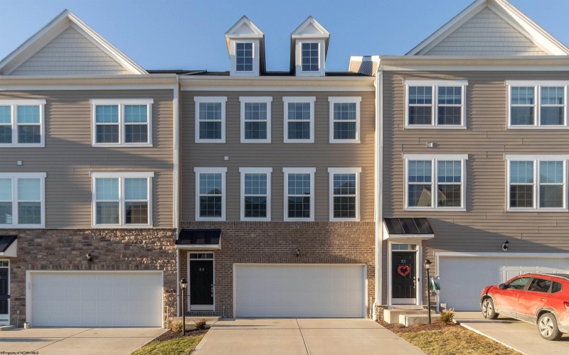 23 Dover Court, Bridgeport, West Virginia 26330, 3 Bedrooms Bedrooms, 6 Rooms Rooms,3 BathroomsBathrooms,Residential Rentals,For Rent,Dover,10163843