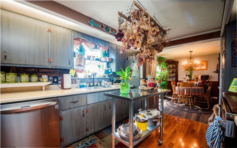 13650 Preston Highway, Bruceton Mills, West Virginia 26525, 3 Bedrooms Bedrooms, 9 Rooms Rooms,1 BathroomBathrooms,Single Family Detached,For Sale,Preston,10163848 13650 Preston Highway, Bruceton Mills, West Virginia 26525, 3 Bedrooms Bedrooms, 9 Rooms Rooms,1 BathroomBathrooms,Single Family Detached,For Sale,Preston,10163848