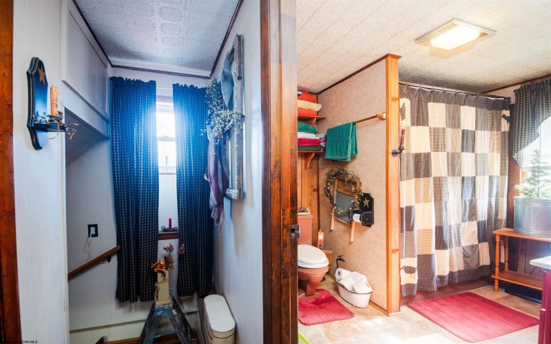 13650 Preston Highway, Bruceton Mills, West Virginia 26525, 3 Bedrooms Bedrooms, 9 Rooms Rooms,1 BathroomBathrooms,Single Family Detached,For Sale,Preston,10163848 13650 Preston Highway, Bruceton Mills, West Virginia 26525, 3 Bedrooms Bedrooms, 9 Rooms Rooms,1 BathroomBathrooms,Single Family Detached,For Sale,Preston,10163848