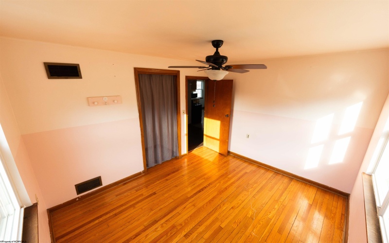 612 Potomac Avenue, Fairmont, West Virginia 26554, 2 Bedrooms Bedrooms, 4 Rooms Rooms,1 BathroomBathrooms,Single Family Detached,For Sale,Potomac,10163844 612 Potomac Avenue, Fairmont, West Virginia 26554, 2 Bedrooms Bedrooms, 4 Rooms Rooms,1 BathroomBathrooms,Single Family Detached,For Sale,Potomac,10163844