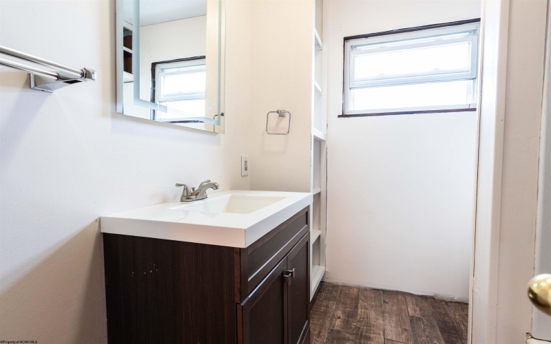 612 Potomac Avenue, Fairmont, West Virginia 26554, 2 Bedrooms Bedrooms, 4 Rooms Rooms,1 BathroomBathrooms,Single Family Detached,For Sale,Potomac,10163844 612 Potomac Avenue, Fairmont, West Virginia 26554, 2 Bedrooms Bedrooms, 4 Rooms Rooms,1 BathroomBathrooms,Single Family Detached,For Sale,Potomac,10163844