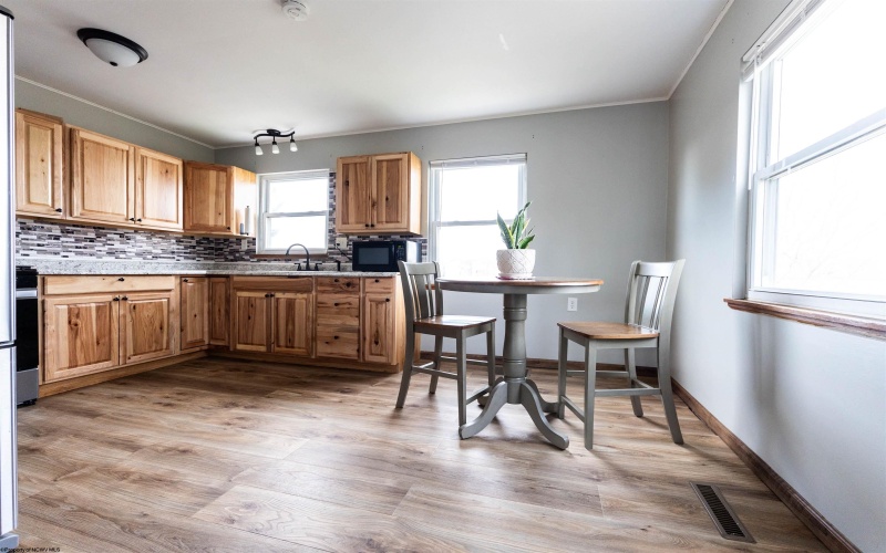 612 Potomac Avenue, Fairmont, West Virginia 26554, 2 Bedrooms Bedrooms, 4 Rooms Rooms,1 BathroomBathrooms,Single Family Detached,For Sale,Potomac,10163844 612 Potomac Avenue, Fairmont, West Virginia 26554, 2 Bedrooms Bedrooms, 4 Rooms Rooms,1 BathroomBathrooms,Single Family Detached,For Sale,Potomac,10163844