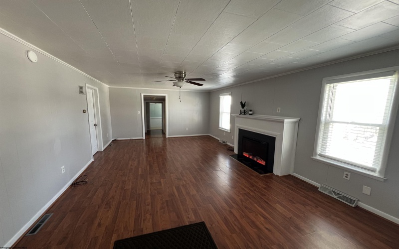 500 Indiana Avenue, Nutter Fort, West Virginia 26301, 3 Bedrooms Bedrooms, 7 Rooms Rooms,1 BathroomBathrooms,Single Family Detached,For Sale,Indiana,10163847 500 Indiana Avenue, Nutter Fort, West Virginia 26301, 3 Bedrooms Bedrooms, 7 Rooms Rooms,1 BathroomBathrooms,Single Family Detached,For Sale,Indiana,10163847