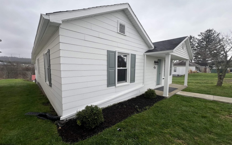 500 Indiana Avenue, Nutter Fort, West Virginia 26301, 3 Bedrooms Bedrooms, 7 Rooms Rooms,1 BathroomBathrooms,Single Family Detached,For Sale,Indiana,10163847 500 Indiana Avenue, Nutter Fort, West Virginia 26301, 3 Bedrooms Bedrooms, 7 Rooms Rooms,1 BathroomBathrooms,Single Family Detached,For Sale,Indiana,10163847