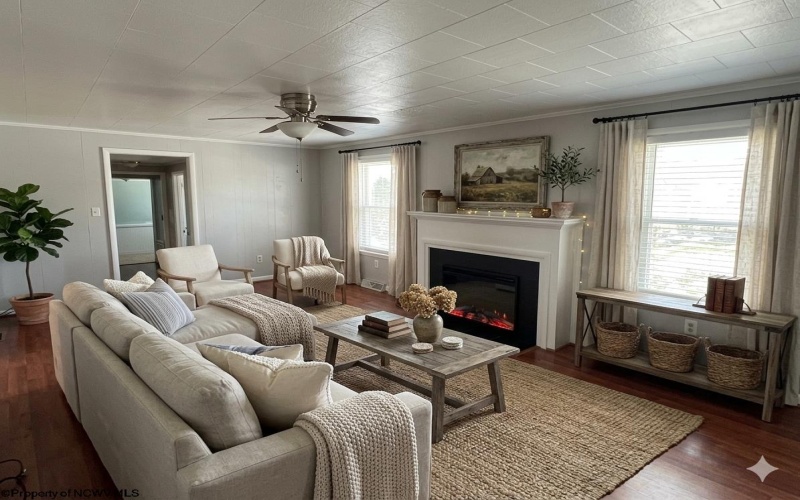 500 Indiana Avenue, Nutter Fort, West Virginia 26301, 3 Bedrooms Bedrooms, 7 Rooms Rooms,1 BathroomBathrooms,Single Family Detached,For Sale,Indiana,10163847 500 Indiana Avenue, Nutter Fort, West Virginia 26301, 3 Bedrooms Bedrooms, 7 Rooms Rooms,1 BathroomBathrooms,Single Family Detached,For Sale,Indiana,10163847