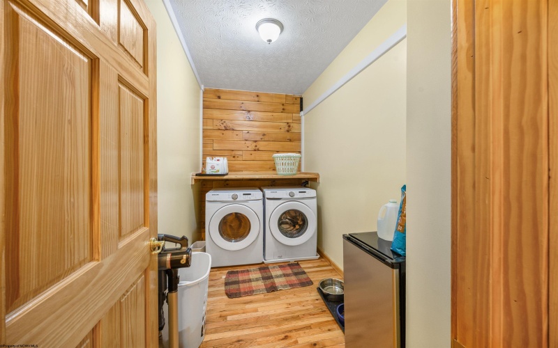 215 Grove Street, Buckhannon, West Virginia 26201, 3 Bedrooms Bedrooms, 7 Rooms Rooms,2 BathroomsBathrooms,Single Family Detached,For Sale,Grove,10163841