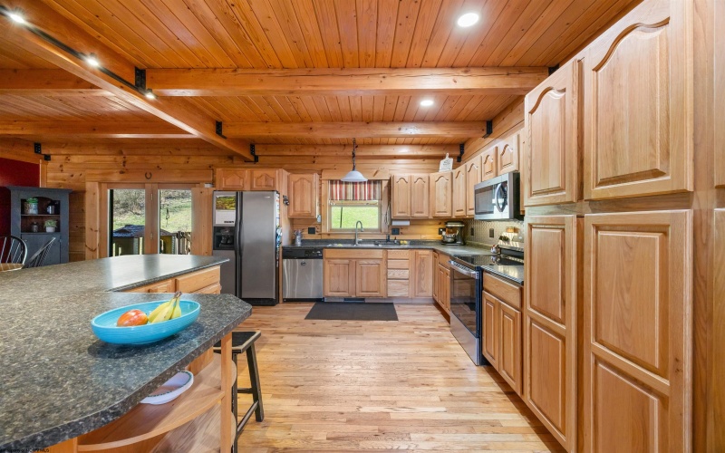 215 Grove Street, Buckhannon, West Virginia 26201, 3 Bedrooms Bedrooms, 7 Rooms Rooms,2 BathroomsBathrooms,Single Family Detached,For Sale,Grove,10163841