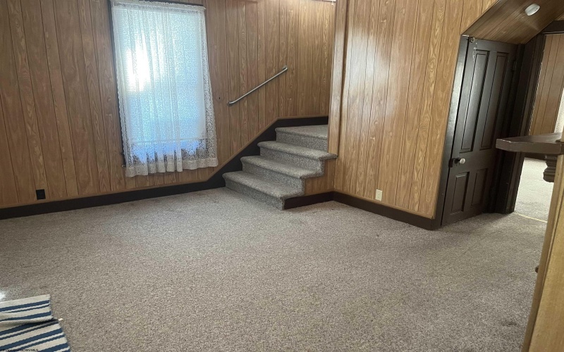 124 Main Avenue, Weston, West Virginia 26452, 4 Bedrooms Bedrooms, 9 Rooms Rooms,2 BathroomsBathrooms,Single Family Detached,For Sale,Main,10163849 124 Main Avenue, Weston, West Virginia 26452, 4 Bedrooms Bedrooms, 9 Rooms Rooms,2 BathroomsBathrooms,Single Family Detached,For Sale,Main,10163849