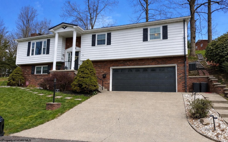 34 Hollen Circle, Fairmont, West Virginia 26554, 3 Bedrooms Bedrooms, 8 Rooms Rooms,3 BathroomsBathrooms,Single Family Detached,For Sale,Hollen,10163856 34 Hollen Circle, Fairmont, West Virginia 26554, 3 Bedrooms Bedrooms, 8 Rooms Rooms,3 BathroomsBathrooms,Single Family Detached,For Sale,Hollen,10163856