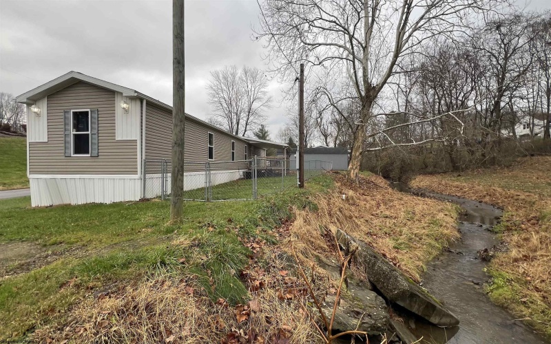 84 Benedum Run Road, Bridgeport, West Virginia 26330-451, 3 Bedrooms Bedrooms, 6 Rooms Rooms,2 BathroomsBathrooms,Single Family Detached,For Sale,Benedum Run,10163855 84 Benedum Run Road, Bridgeport, West Virginia 26330-451, 3 Bedrooms Bedrooms, 6 Rooms Rooms,2 BathroomsBathrooms,Single Family Detached,For Sale,Benedum Run,10163855