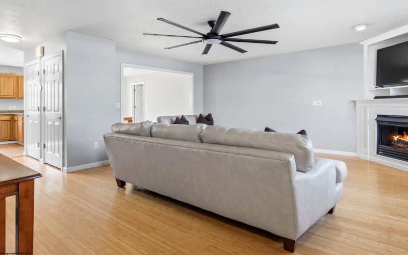 123 Donna Avenue, Morgantown, West Virginia 26505, 3 Bedrooms Bedrooms, 7 Rooms Rooms,2 BathroomsBathrooms,Single Family Attached,For Sale,Donna,10163860 123 Donna Avenue, Morgantown, West Virginia 26505, 3 Bedrooms Bedrooms, 7 Rooms Rooms,2 BathroomsBathrooms,Single Family Attached,For Sale,Donna,10163860