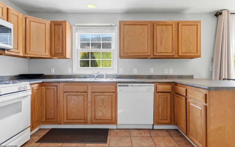 123 Donna Avenue, Morgantown, West Virginia 26505, 3 Bedrooms Bedrooms, 7 Rooms Rooms,2 BathroomsBathrooms,Single Family Attached,For Sale,Donna,10163860 123 Donna Avenue, Morgantown, West Virginia 26505, 3 Bedrooms Bedrooms, 7 Rooms Rooms,2 BathroomsBathrooms,Single Family Attached,For Sale,Donna,10163860