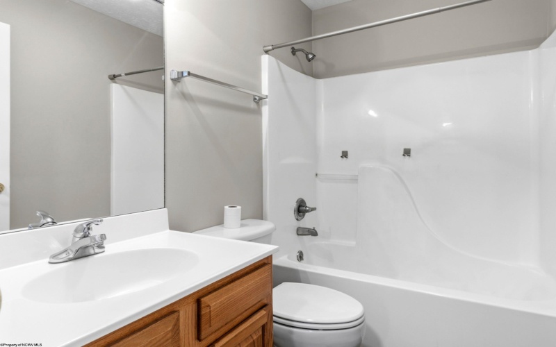 123 Donna Avenue, Morgantown, West Virginia 26505, 3 Bedrooms Bedrooms, 7 Rooms Rooms,2 BathroomsBathrooms,Single Family Attached,For Sale,Donna,10163860 123 Donna Avenue, Morgantown, West Virginia 26505, 3 Bedrooms Bedrooms, 7 Rooms Rooms,2 BathroomsBathrooms,Single Family Attached,For Sale,Donna,10163860