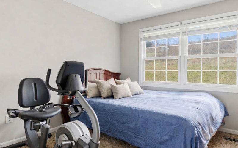 123 Donna Avenue, Morgantown, West Virginia 26505, 3 Bedrooms Bedrooms, 7 Rooms Rooms,2 BathroomsBathrooms,Single Family Attached,For Sale,Donna,10163860 123 Donna Avenue, Morgantown, West Virginia 26505, 3 Bedrooms Bedrooms, 7 Rooms Rooms,2 BathroomsBathrooms,Single Family Attached,For Sale,Donna,10163860