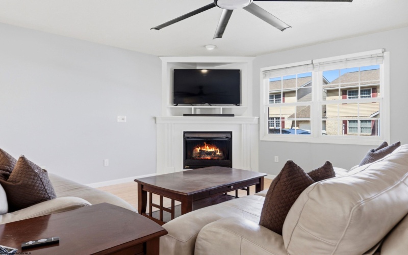 123 Donna Avenue, Morgantown, West Virginia 26505, 3 Bedrooms Bedrooms, 7 Rooms Rooms,2 BathroomsBathrooms,Single Family Attached,For Sale,Donna,10163860 123 Donna Avenue, Morgantown, West Virginia 26505, 3 Bedrooms Bedrooms, 7 Rooms Rooms,2 BathroomsBathrooms,Single Family Attached,For Sale,Donna,10163860