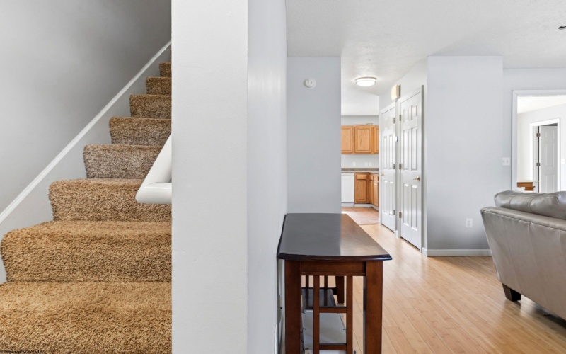 123 Donna Avenue, Morgantown, West Virginia 26505, 3 Bedrooms Bedrooms, 7 Rooms Rooms,2 BathroomsBathrooms,Single Family Attached,For Sale,Donna,10163860 123 Donna Avenue, Morgantown, West Virginia 26505, 3 Bedrooms Bedrooms, 7 Rooms Rooms,2 BathroomsBathrooms,Single Family Attached,For Sale,Donna,10163860