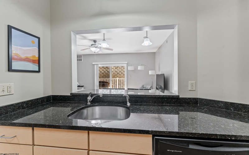 212 Fountain View, Morgantown, West Virginia 26505, 1 Bedroom Bedrooms, 3 Rooms Rooms,1 BathroomBathrooms,Single Family Attached,For Sale,Fountain,10163862