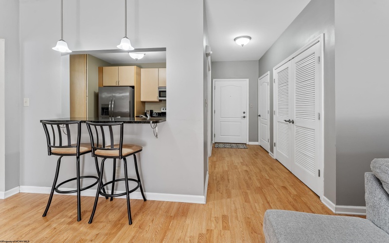 212 Fountain View, Morgantown, West Virginia 26505, 1 Bedroom Bedrooms, 3 Rooms Rooms,1 BathroomBathrooms,Single Family Attached,For Sale,Fountain,10163862