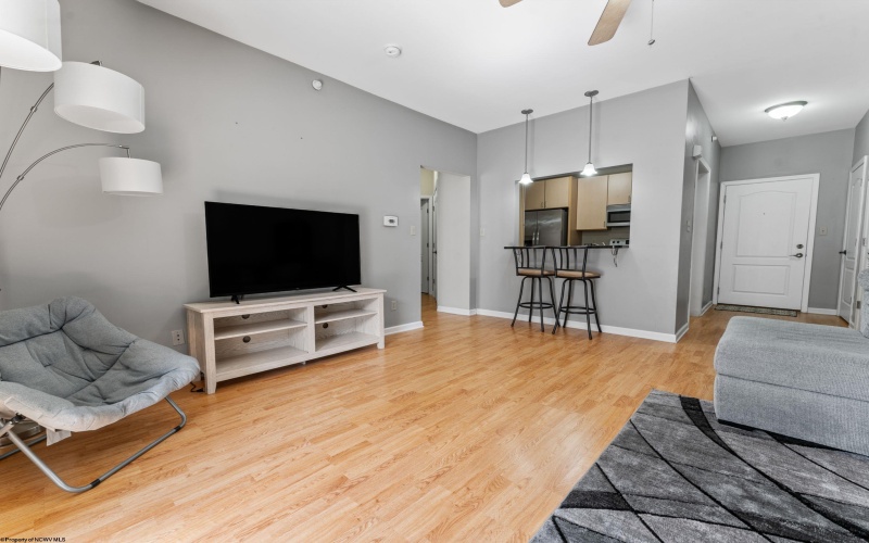 212 Fountain View, Morgantown, West Virginia 26505, 1 Bedroom Bedrooms, 3 Rooms Rooms,1 BathroomBathrooms,Single Family Attached,For Sale,Fountain,10163862