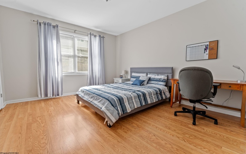 212 Fountain View, Morgantown, West Virginia 26505, 1 Bedroom Bedrooms, 3 Rooms Rooms,1 BathroomBathrooms,Single Family Attached,For Sale,Fountain,10163862