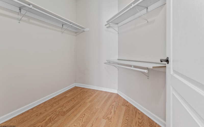 212 Fountain View, Morgantown, West Virginia 26505, 1 Bedroom Bedrooms, 3 Rooms Rooms,1 BathroomBathrooms,Single Family Attached,For Sale,Fountain,10163862