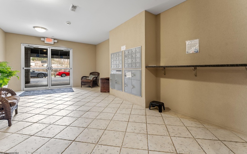 212 Fountain View, Morgantown, West Virginia 26505, 1 Bedroom Bedrooms, 3 Rooms Rooms,1 BathroomBathrooms,Single Family Attached,For Sale,Fountain,10163862