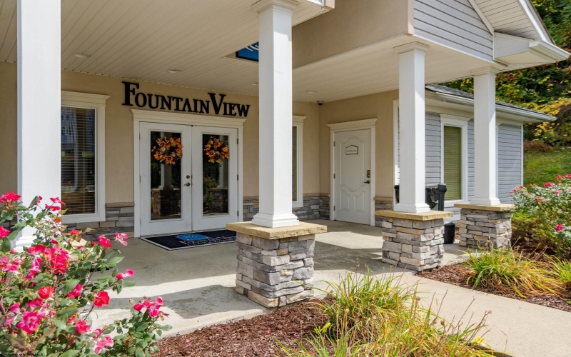 212 Fountain View, Morgantown, West Virginia 26505, 1 Bedroom Bedrooms, 3 Rooms Rooms,1 BathroomBathrooms,Single Family Attached,For Sale,Fountain,10163862