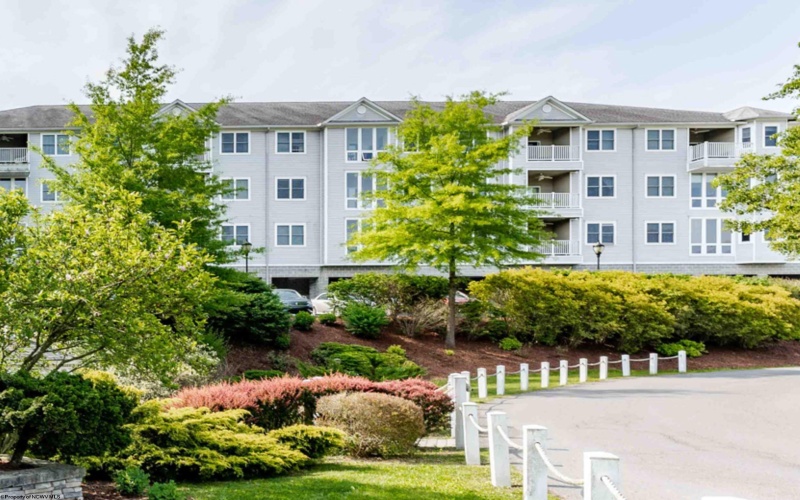 212 Fountain View, Morgantown, West Virginia 26505, 1 Bedroom Bedrooms, 3 Rooms Rooms,1 BathroomBathrooms,Single Family Attached,For Sale,Fountain,10163862