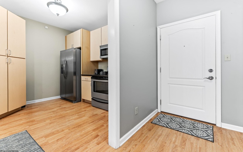 212 Fountain View, Morgantown, West Virginia 26505, 1 Bedroom Bedrooms, 3 Rooms Rooms,1 BathroomBathrooms,Single Family Attached,For Sale,Fountain,10163862